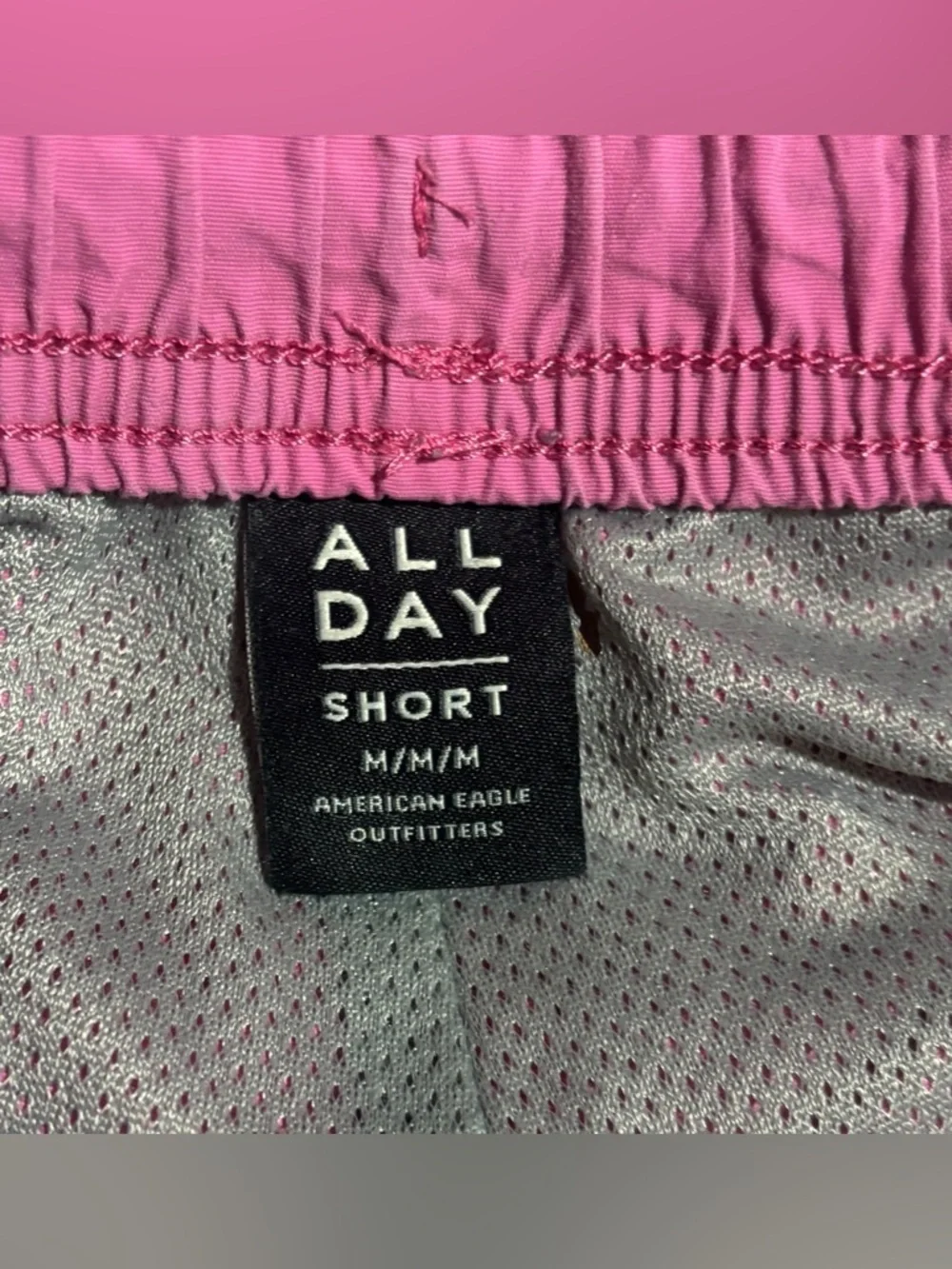 American Eagle All Day Lined Men’s Size Medium Pink Shorts